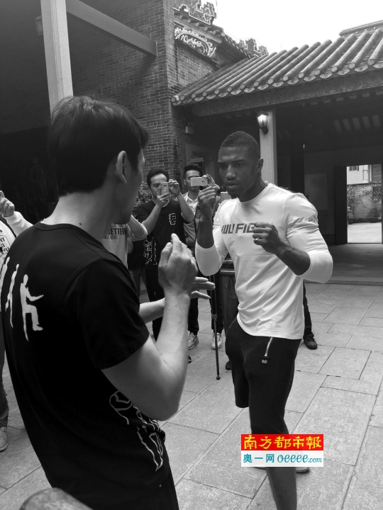 拳王驾到-南方都市报·奥一网