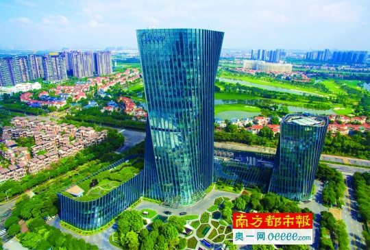 人工智能"对话"现代生活-南方都市报·奥一网